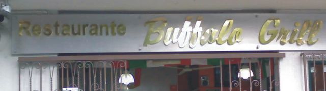 Restauran Buffalo grill letras en aluminio dorado