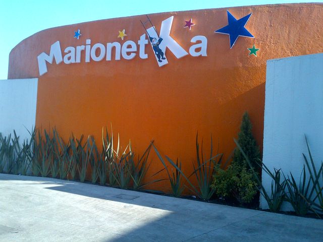 Sin Nombre